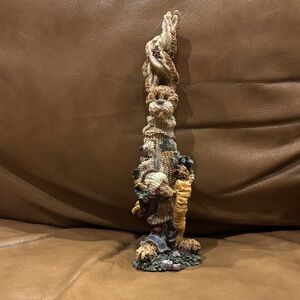 Boyd’s Bears the Whopper 2841